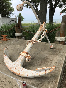 White & Rust Anchor