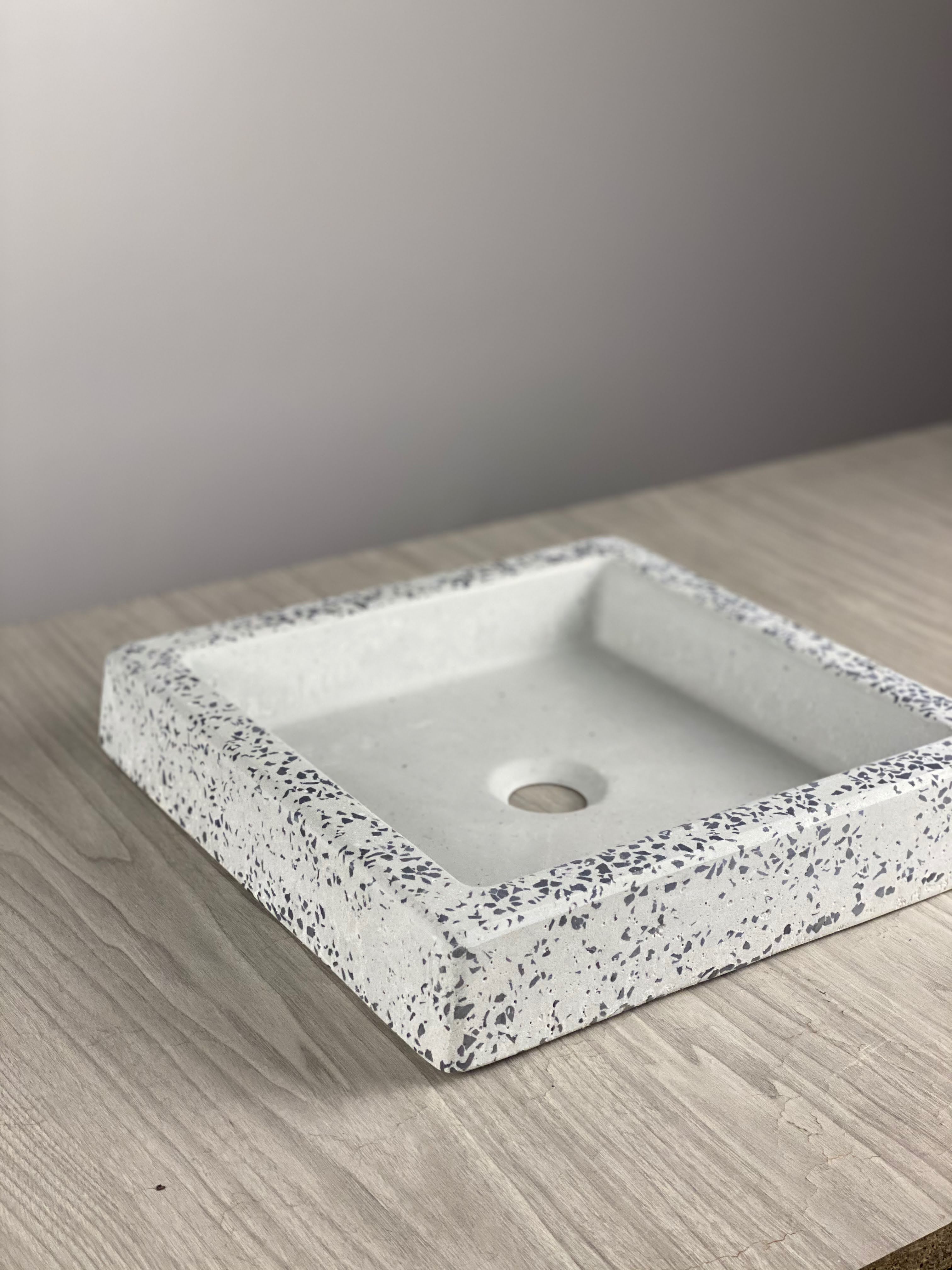 Short Square Sink